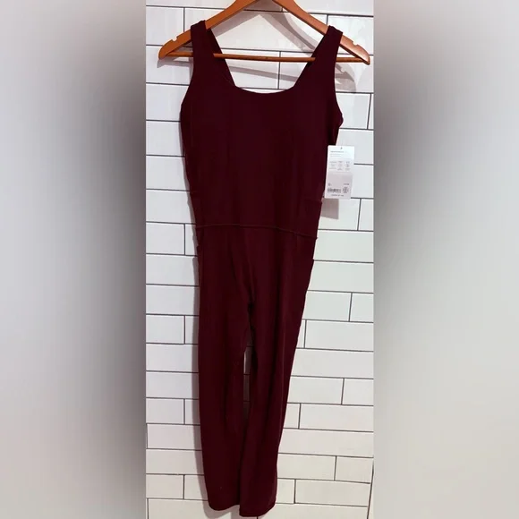 New $129 Athleta Salutation 7/8 Bodysuit Spiced Cabernet Red L - Picture 5 of 9